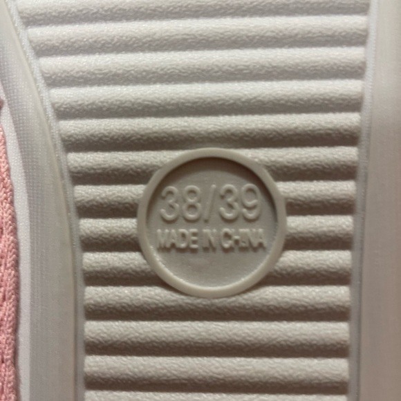 Robe and Slipper Set - Picture 3 of 3